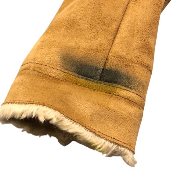 Disney Parks Light brown Faux Suede Embroidered Jacket Sherpa Size Large - Picture 14 of 14